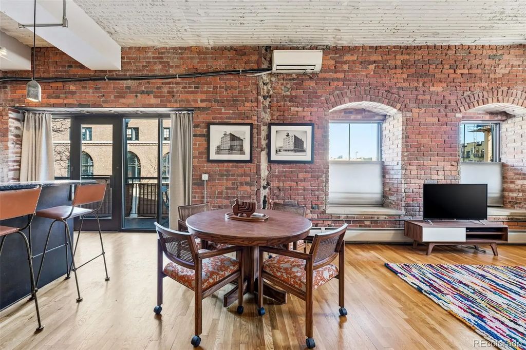 2261 Blake Street 1h, Denver