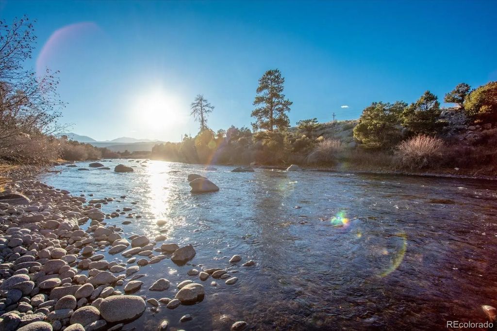 12740 County Road 195, Salida