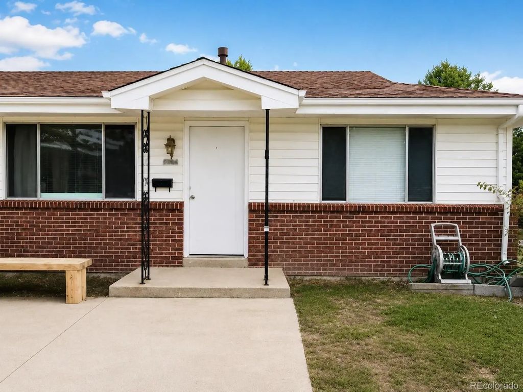 8960 Mccoy Place, Westminster