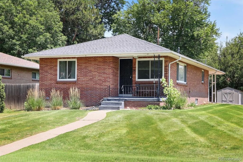 3192 S Gilpin Street, Englewood