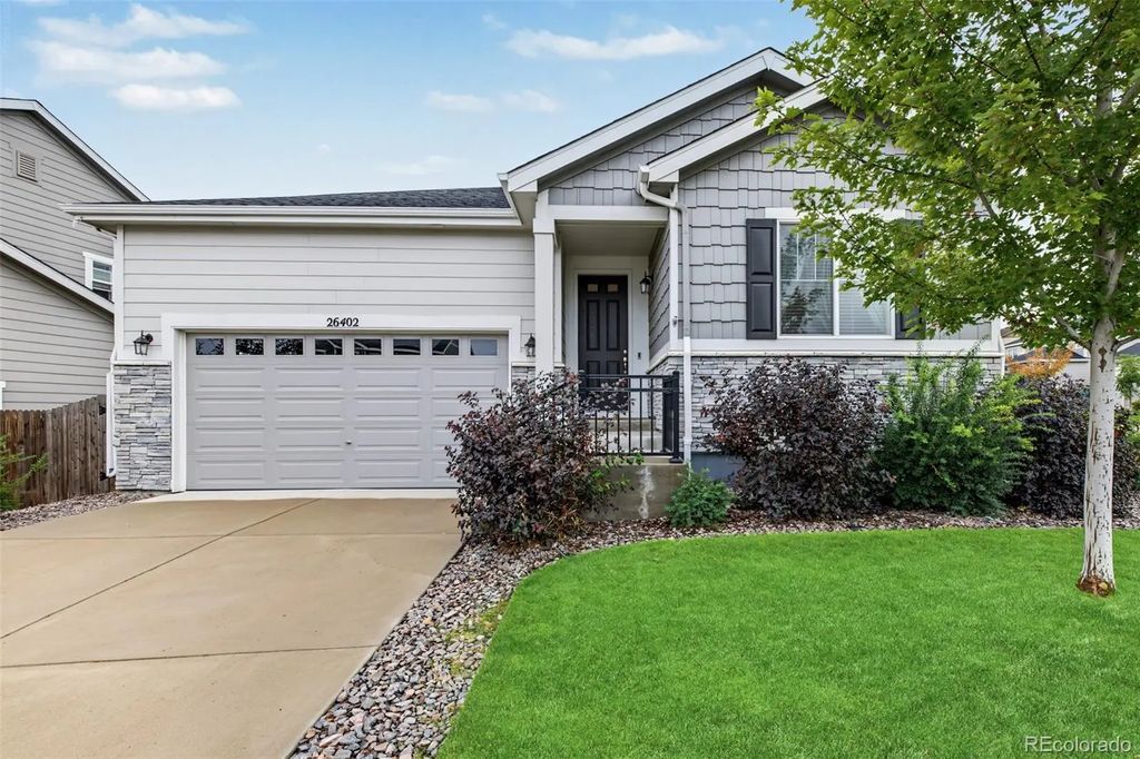 26402 E Moraine Place, Aurora