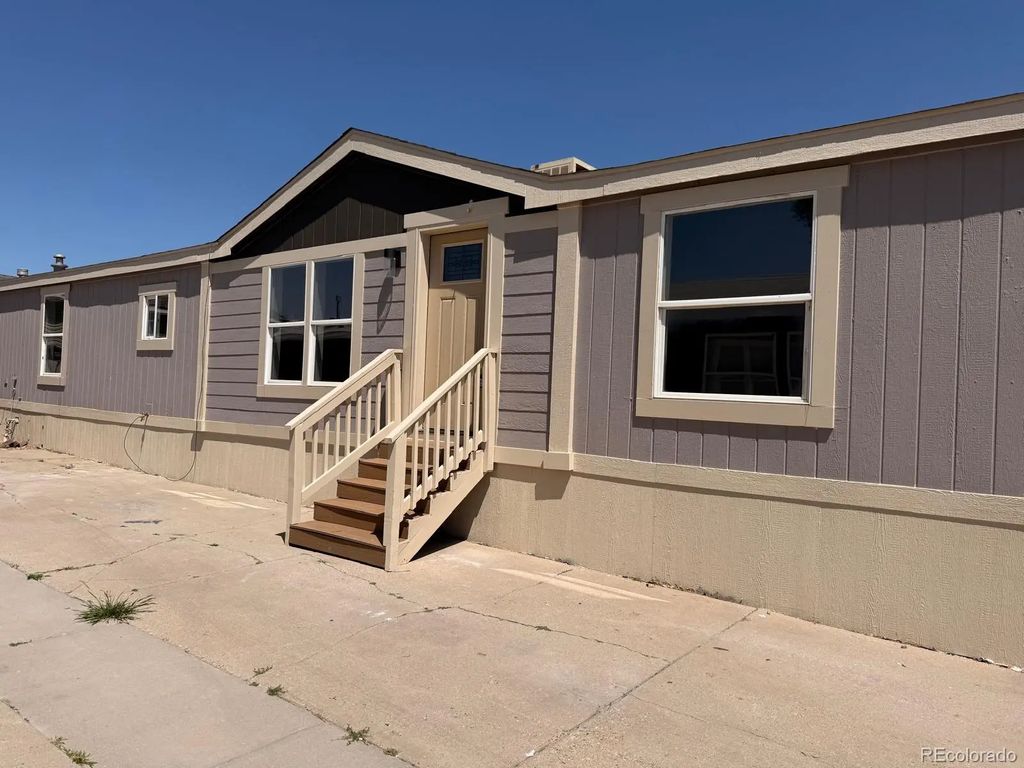 860 W 132nd Avenue, Denver