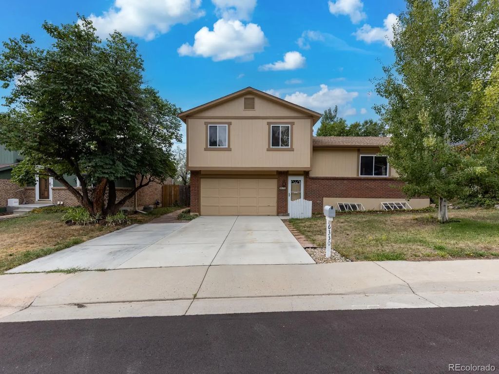 6330 W 112th Place, Westminster