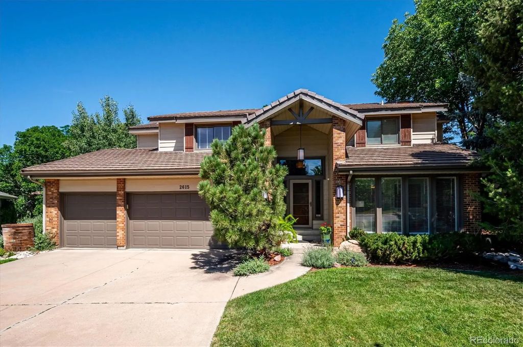 2615 S Harlan Court, Lakewood