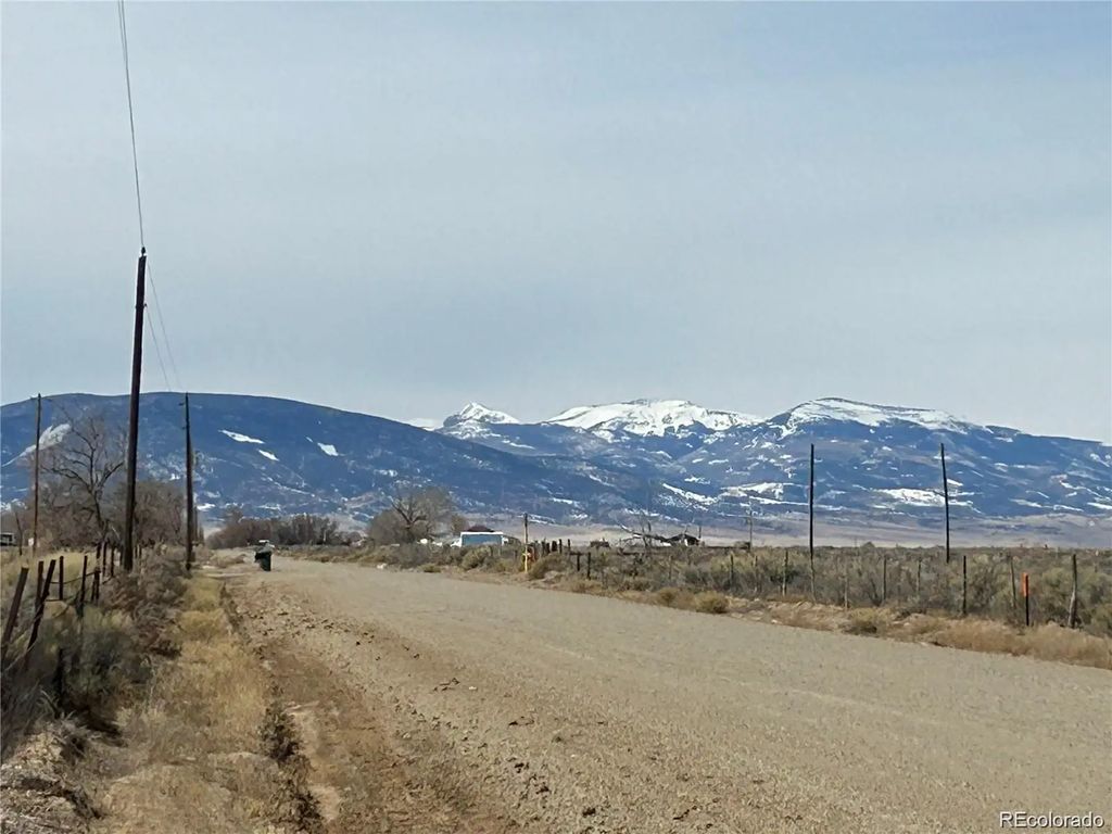 County Road 9 S, Alamosa