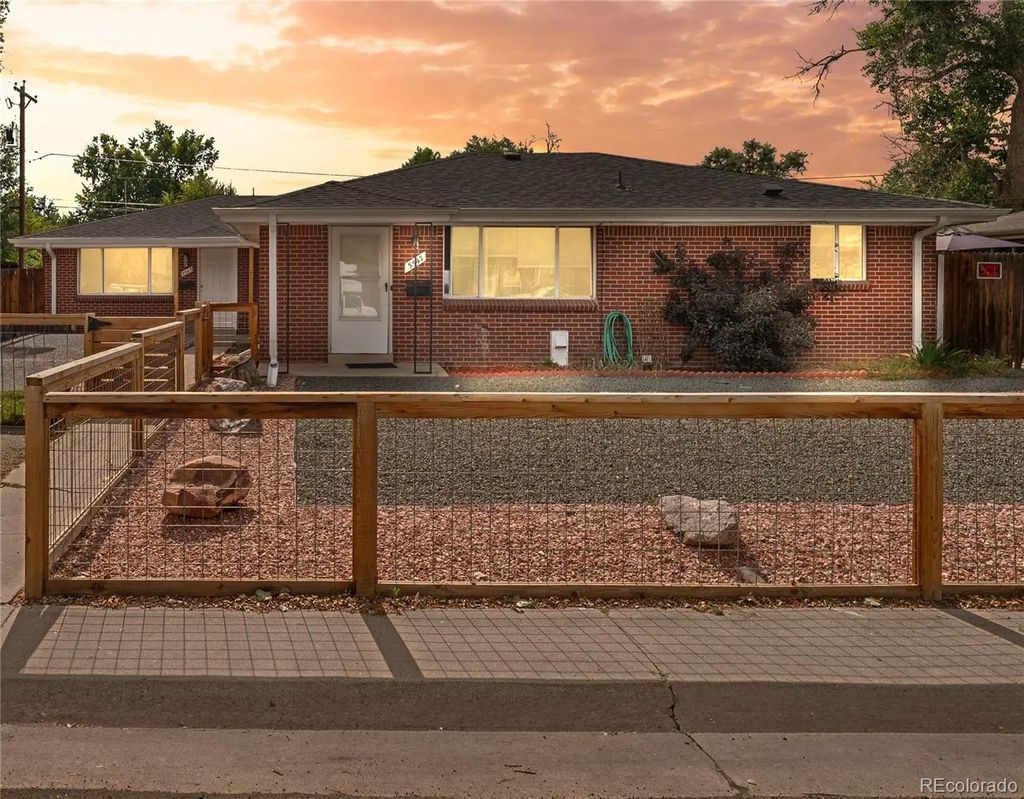 5543 Newland Way, Arvada