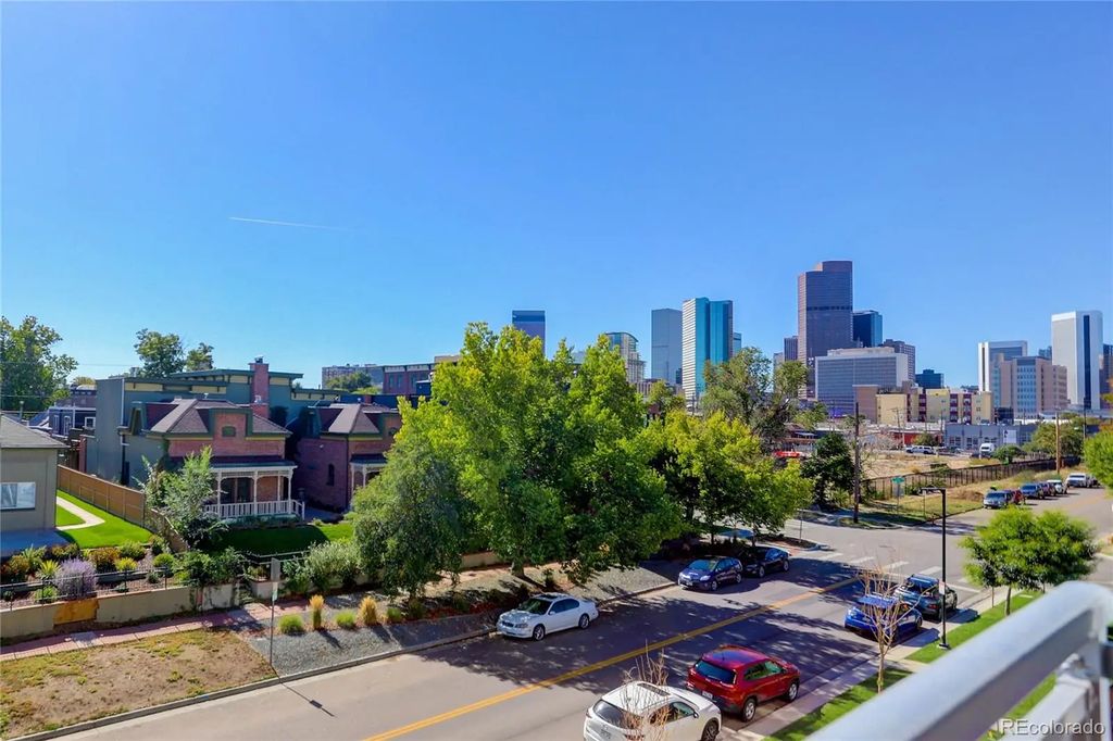 2525 Arapahoe Street 206, Denver