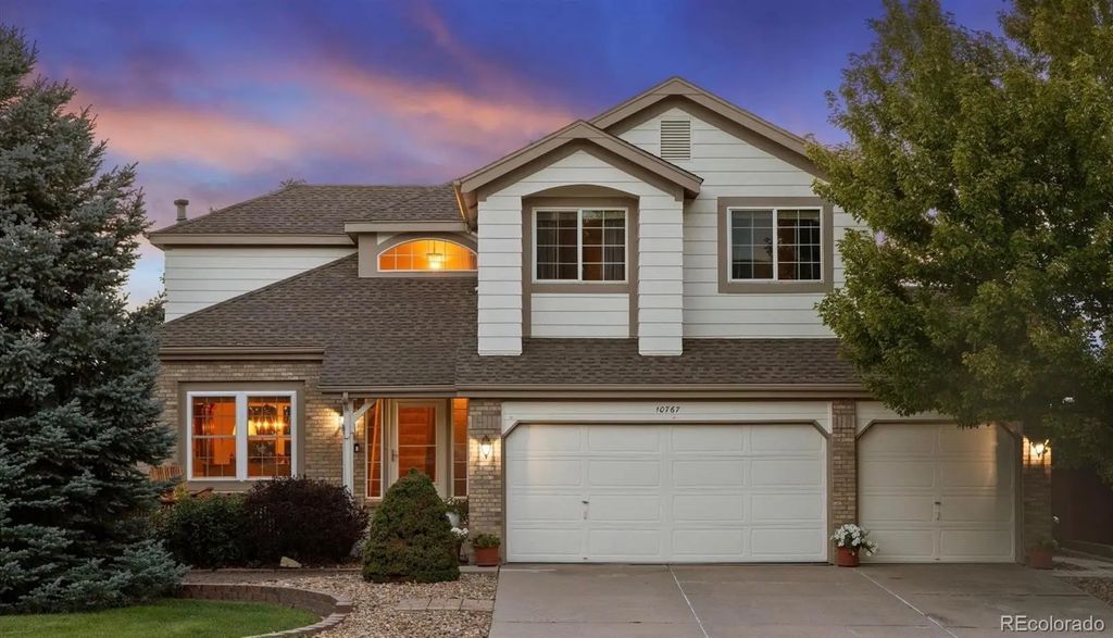 10767 Pikeview Lane, Parker