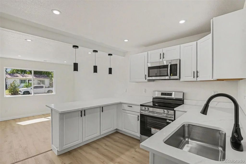 7731 Kearney Drive, Commerce City