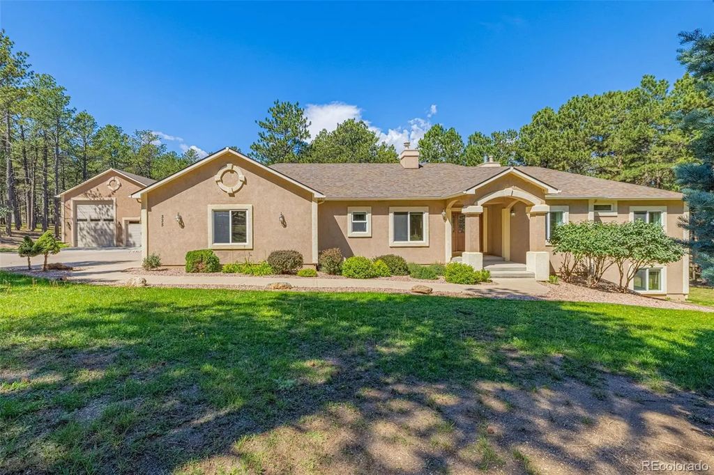 335 Lariat Loop, Monument