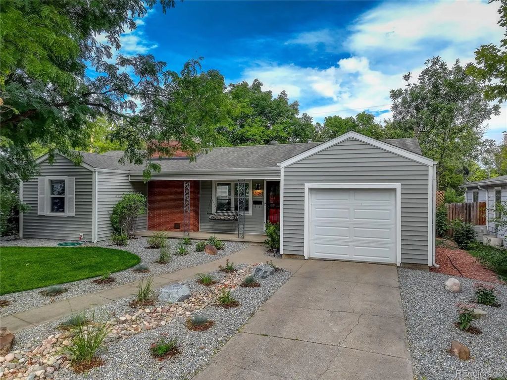 2426 Newland Street, Edgewater