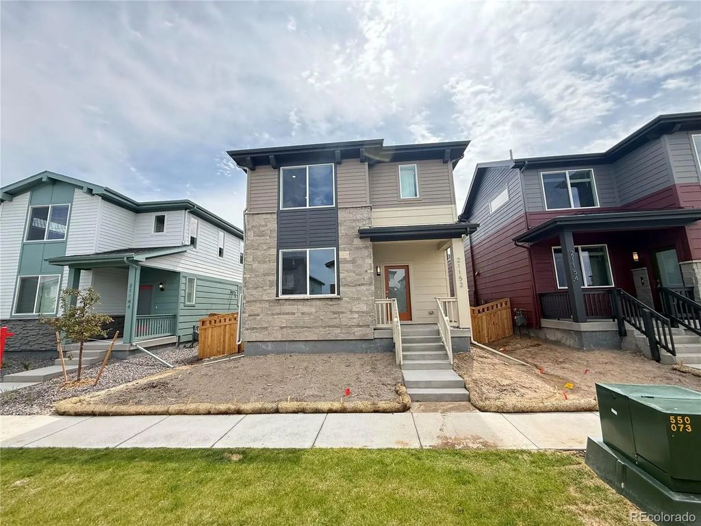21152 E 63rd Drive, Aurora