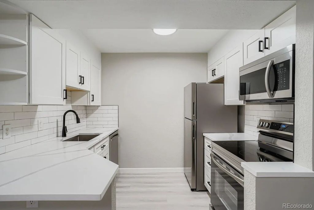 3050 W 32nd Avenue 102c, Denver
