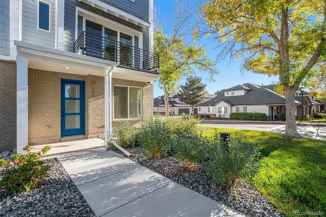 888 S Valentia Street 104, Denver