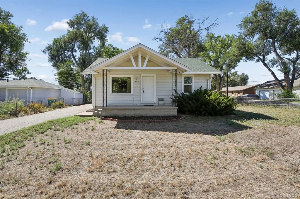 863 Fenton Street, Lakewood