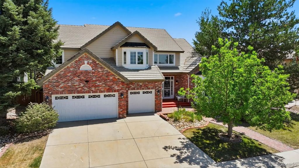 5498 S Helena Street, Aurora