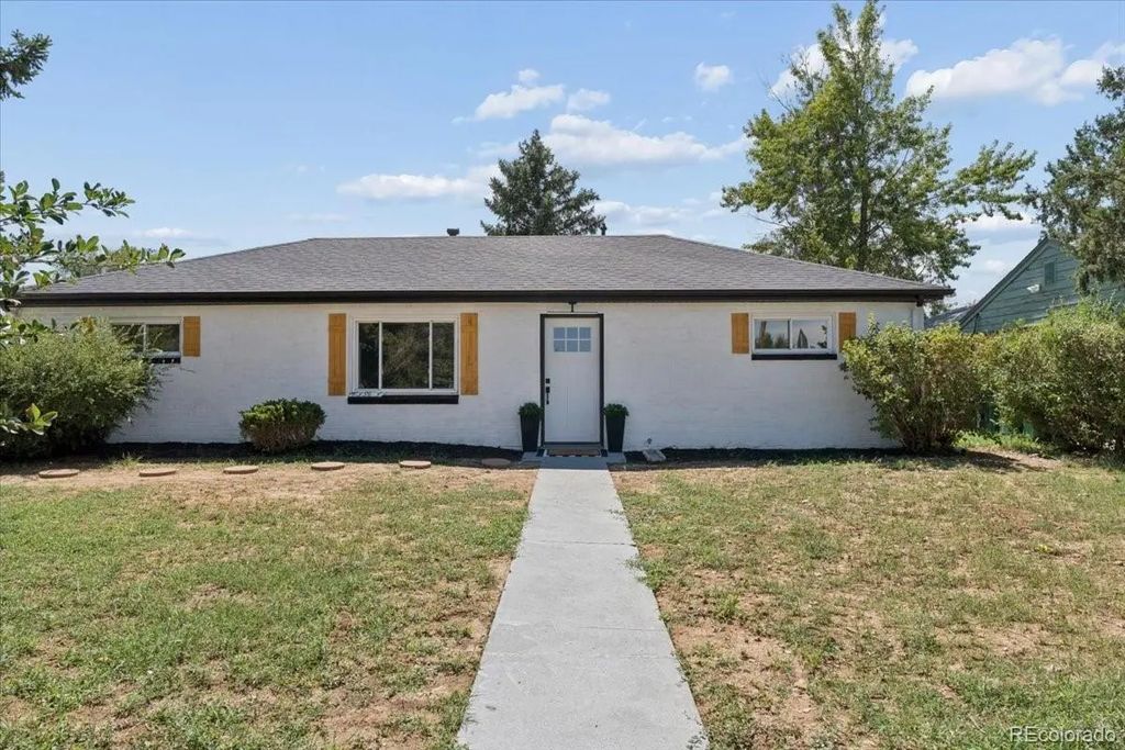 13584 E 7th Avenue, Aurora