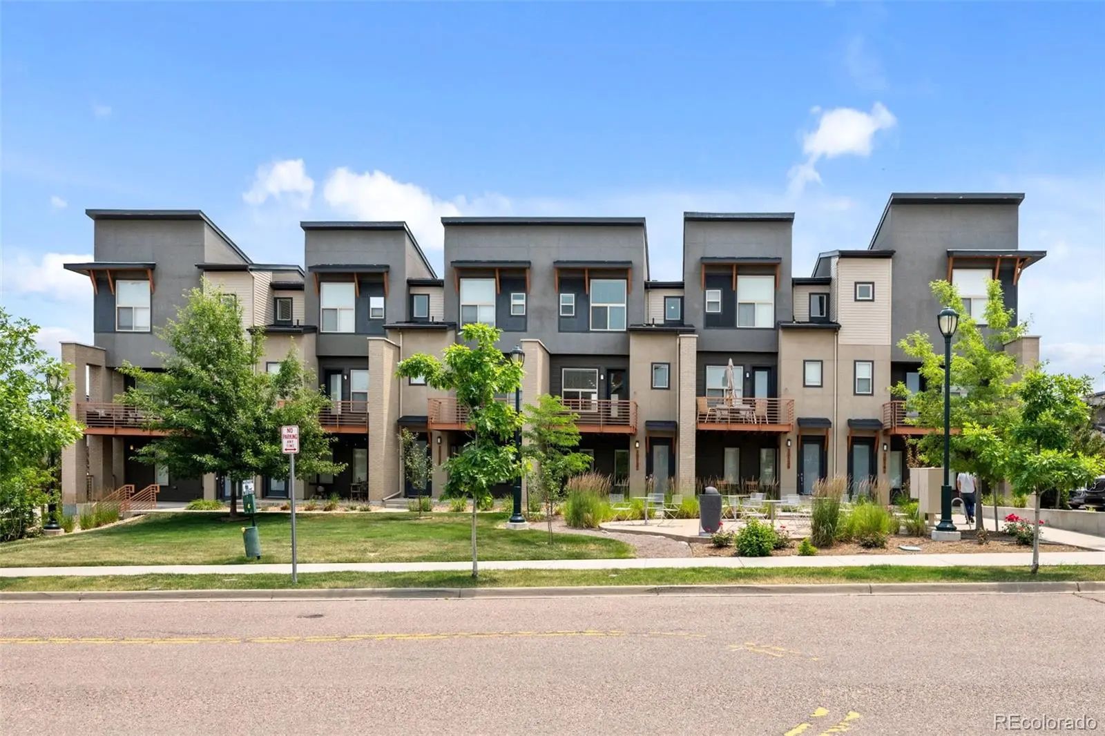 Homes for Sale in Lone Tree, CO