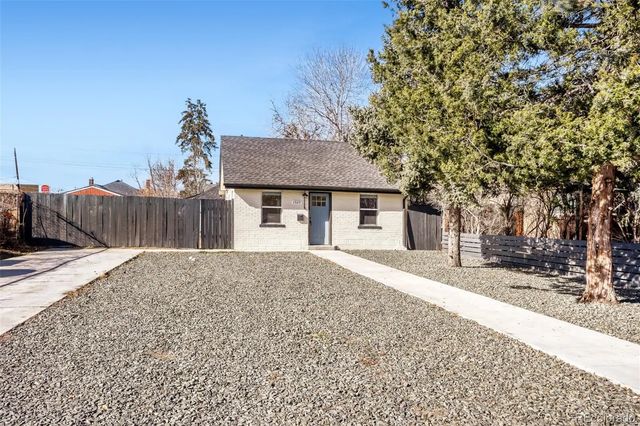 1525 Roslyn Street, Denver