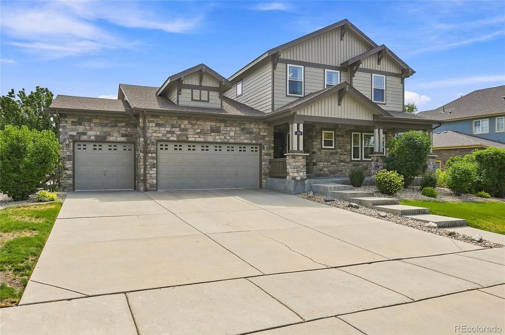 186 N Coolidge Way, Aurora
