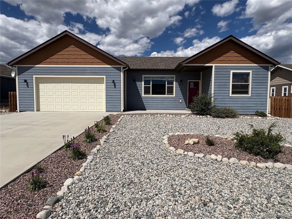 129 Red Tail Boulevard, Buena Vista