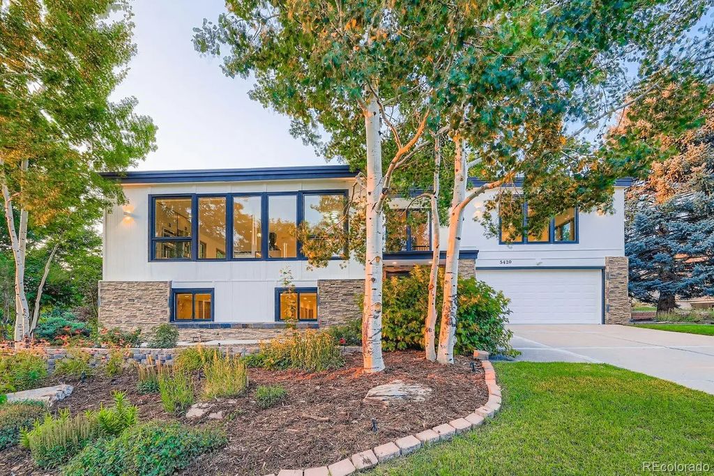 5420 S Berry Lane, Greenwood Village