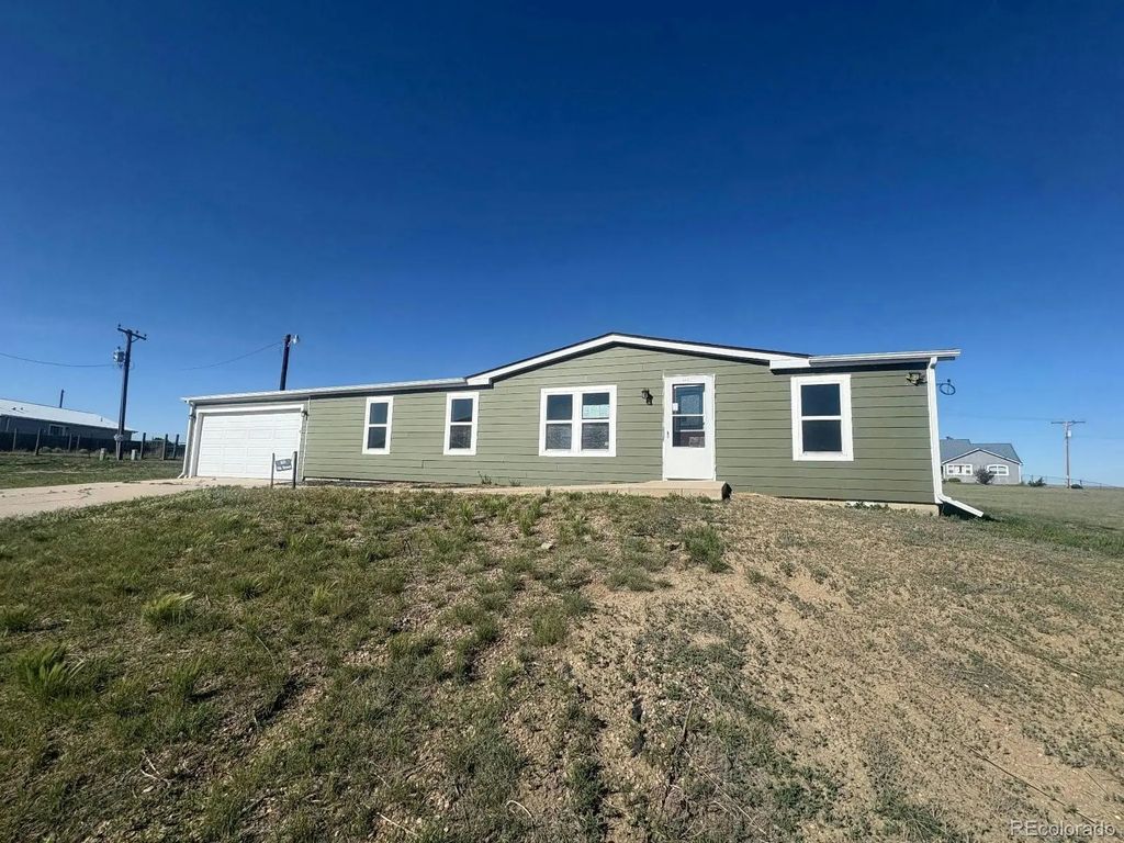 823 7th Street, Hugo