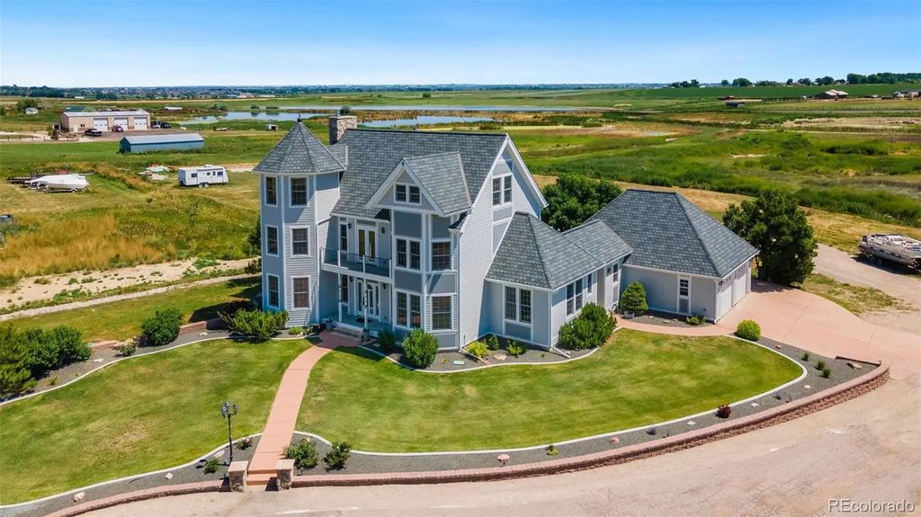 2224 E County Road 30, Fort Collins