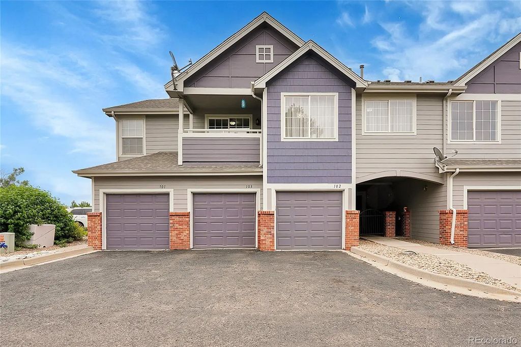 1308 S Danube Way 102, Aurora