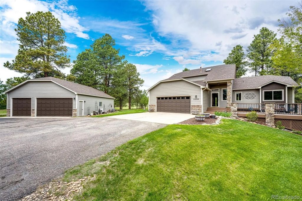 35723 Elkridge Run, Elizabeth