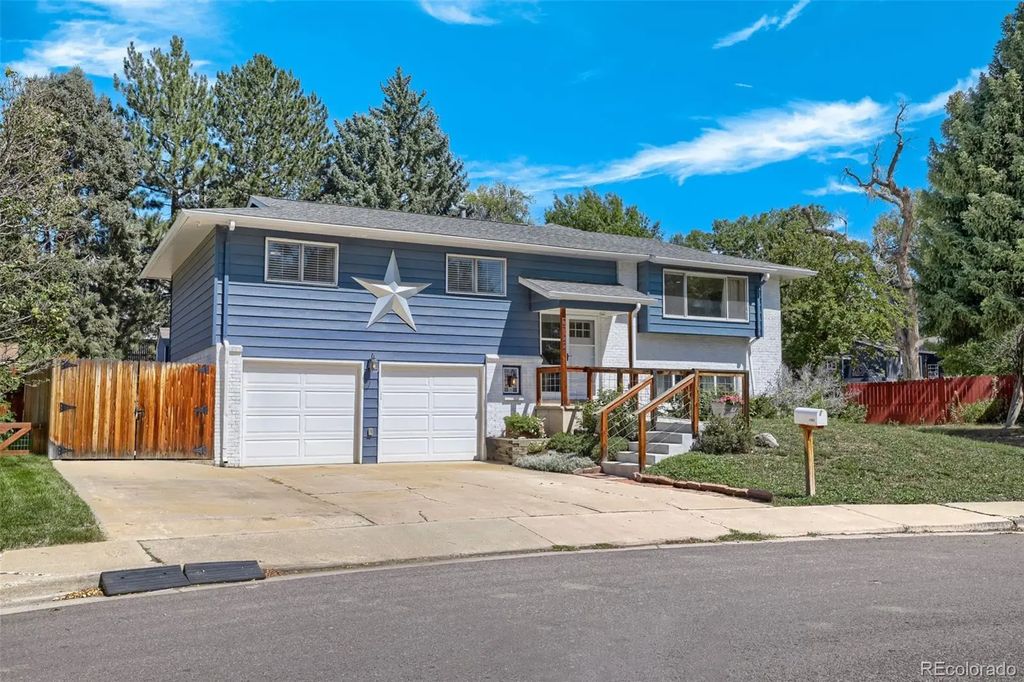 2722 S Quay Way, Denver