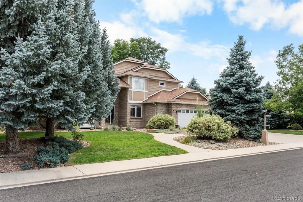 822 Hays Circle, Longmont