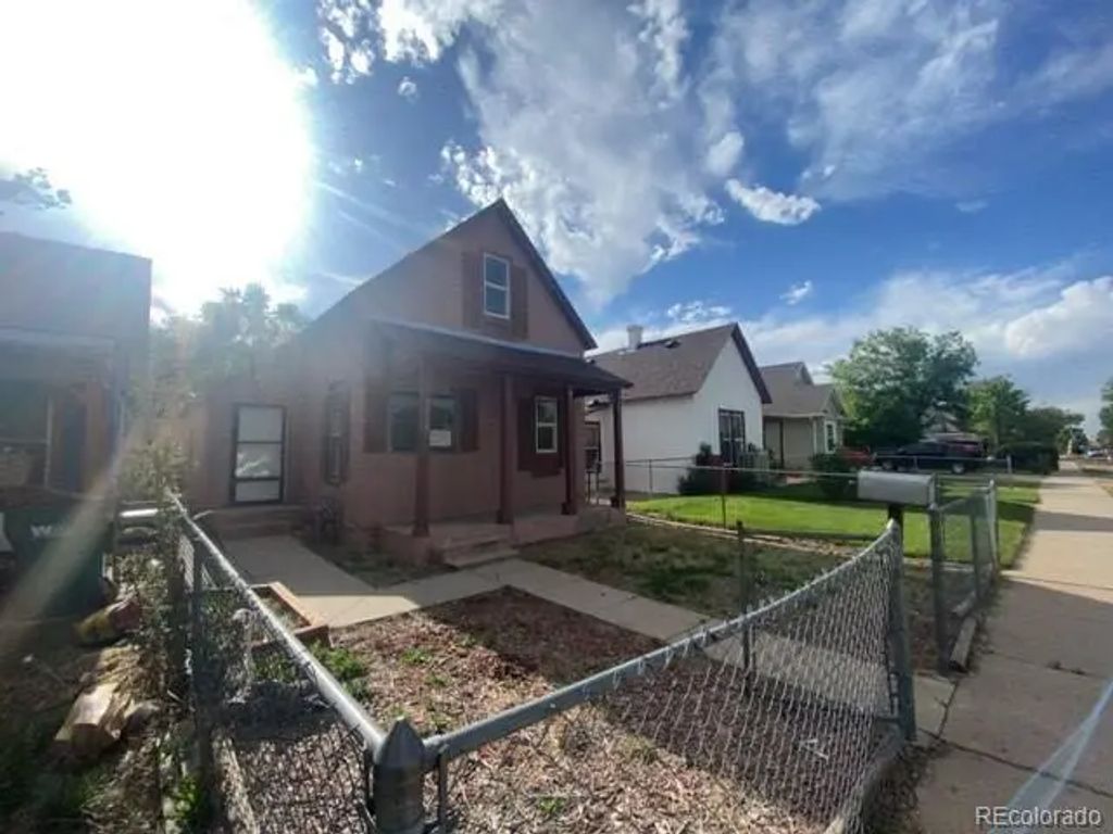 1119 Pine Street, Pueblo