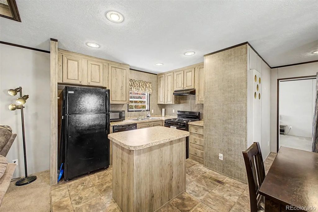 8201 S Santa Fe Drive, Littleton