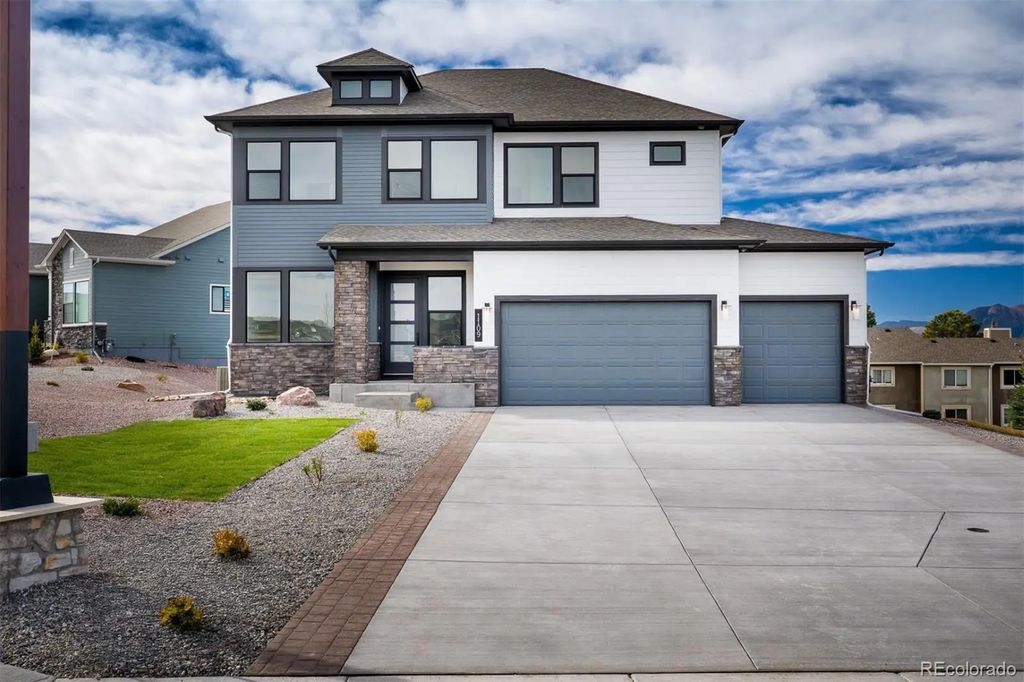 1109 White Clover Drive, Monument
