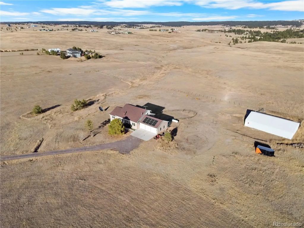 30300 County Road 9, Elizabeth