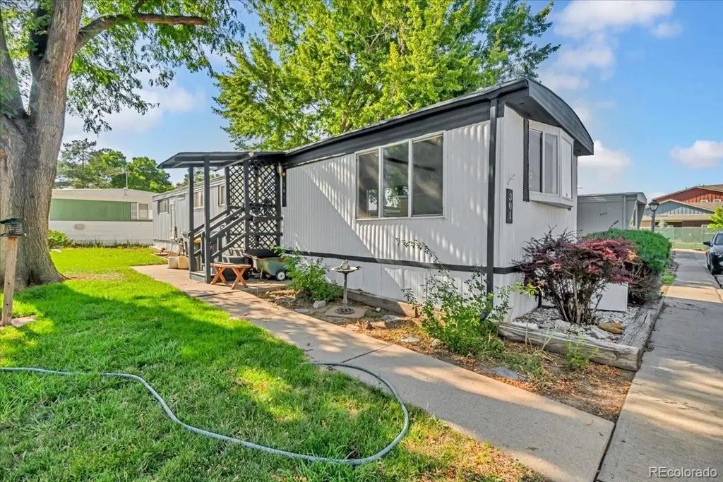 1400 S Collyer Street, Longmont