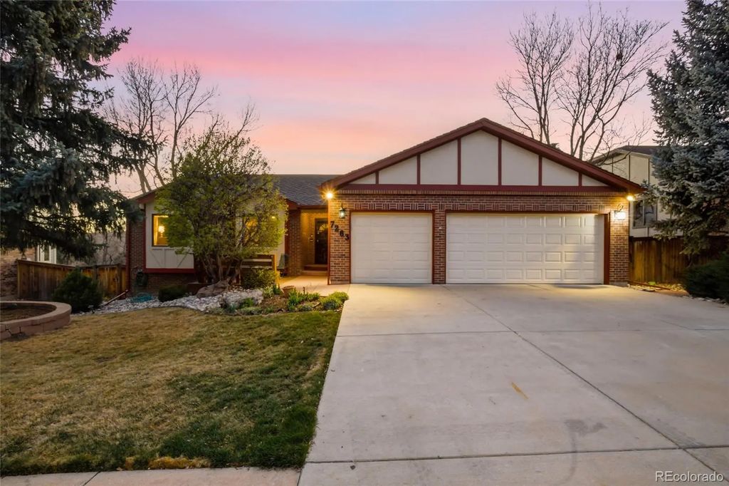 7263 S Sundown Circle, Littleton