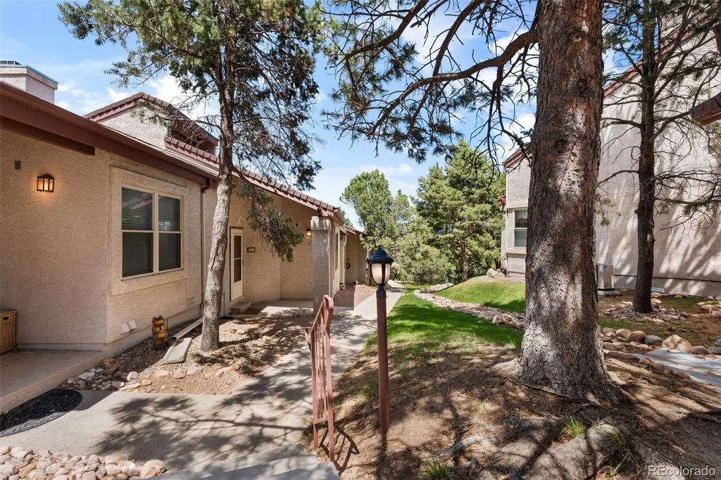 640 Autumn Crest Circle B, Colorado Springs