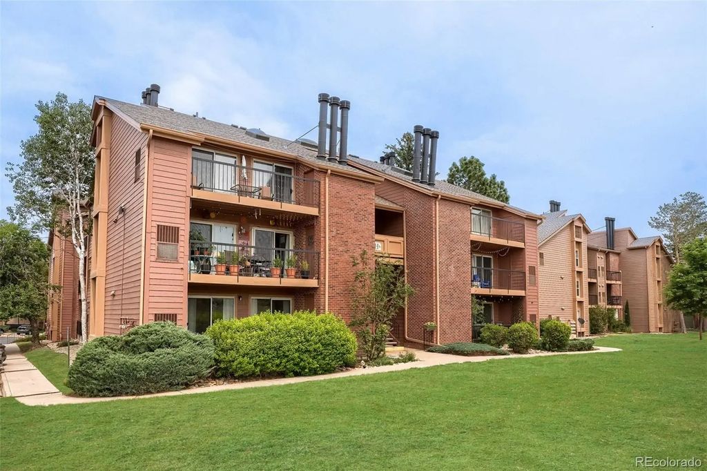 4899 S Dudley Street I7, Littleton