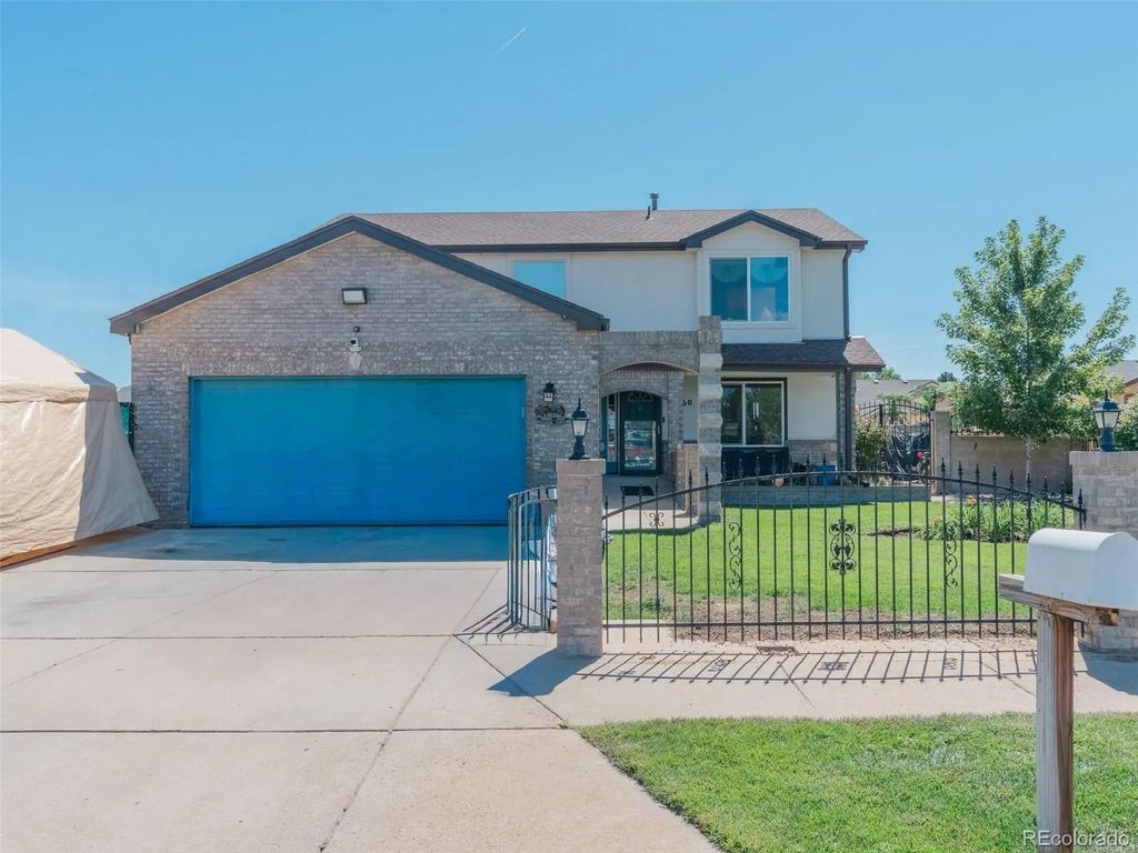 4860 Crown Boulevard, Denver