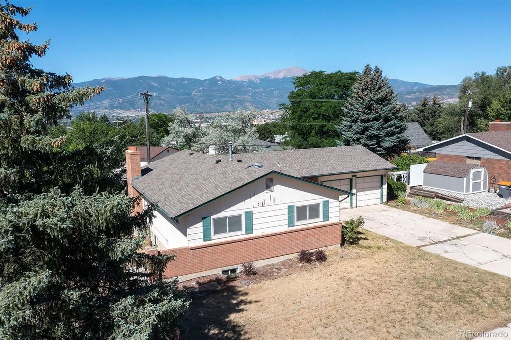 1443 Acacia Drive, Colorado Springs