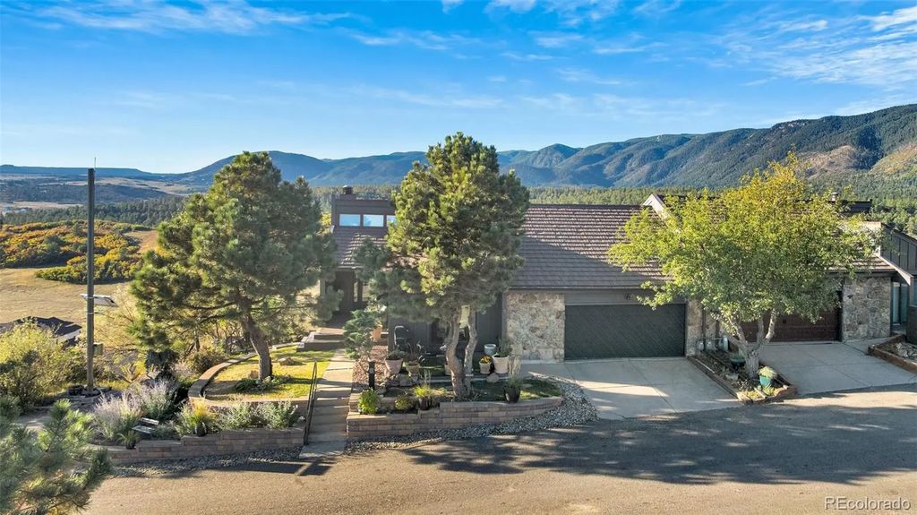 4500 Sentinel Rock, Larkspur