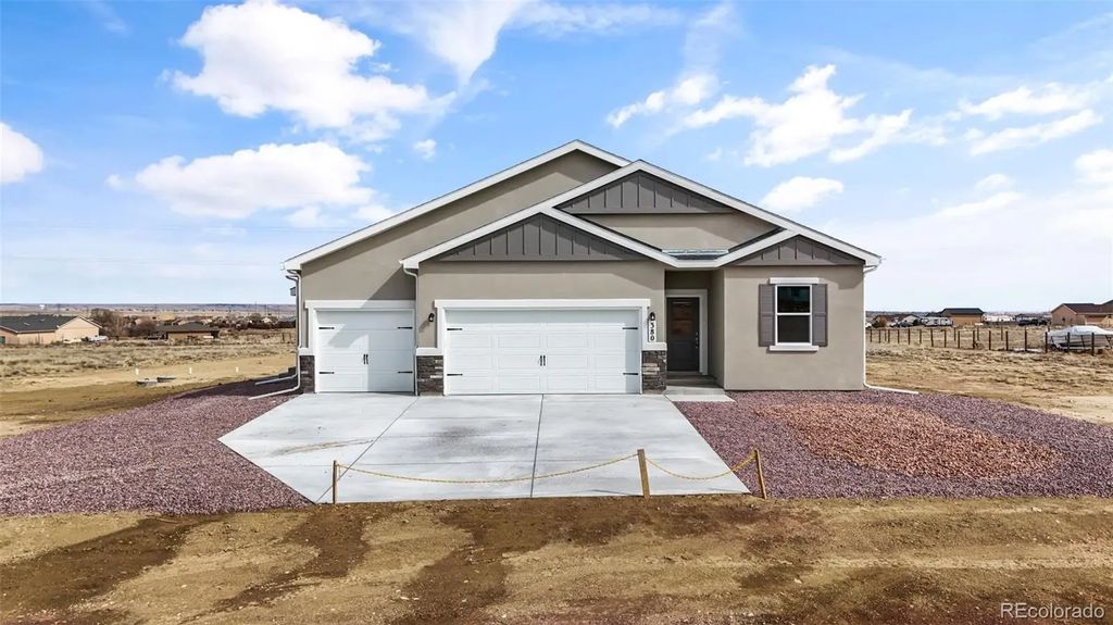 380 S Ashford Drive, Pueblo