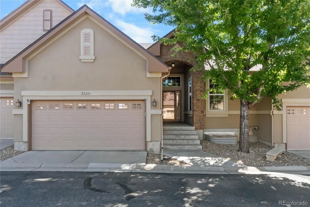 22241 E Euclid Drive, Aurora