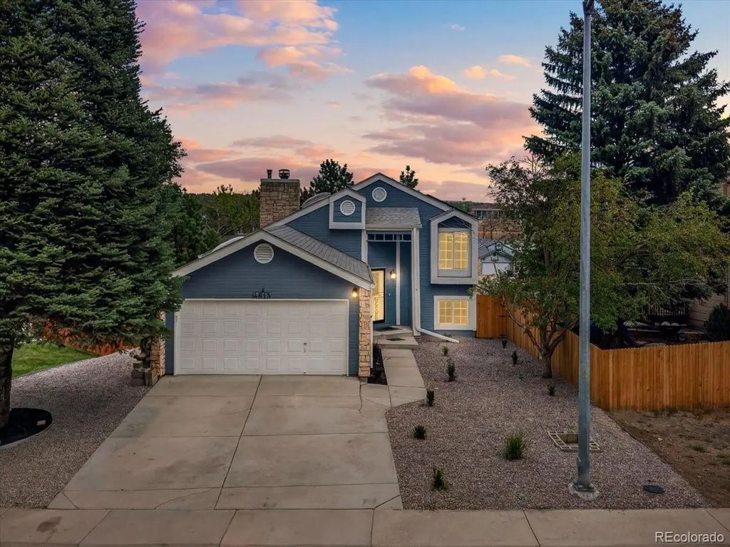 4813 W 68th Avenue, Arvada