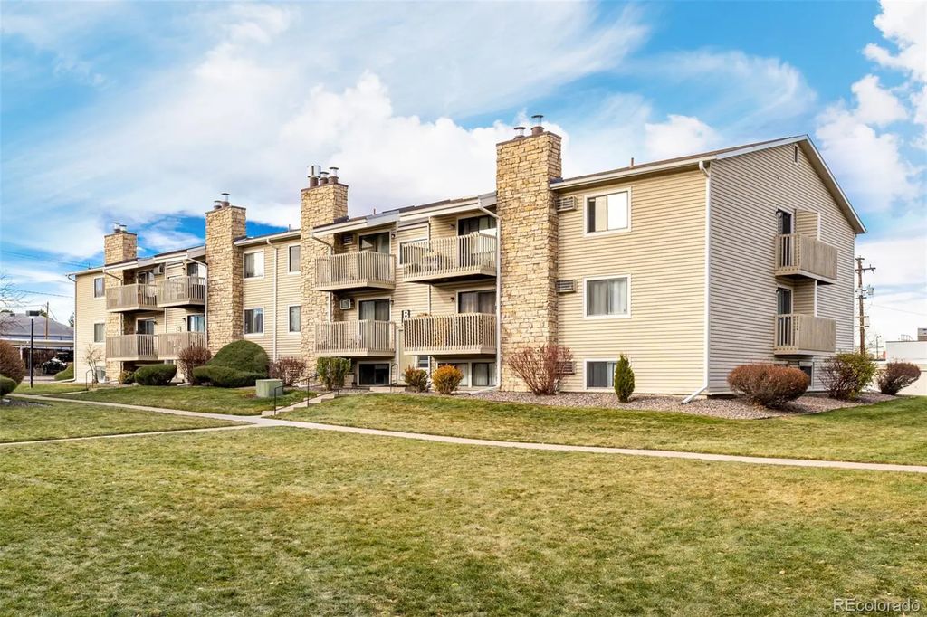 381 S Ames Street B103, Lakewood