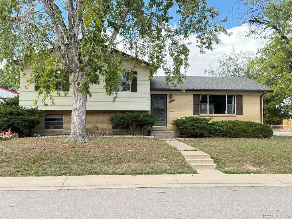 11797 Keough Drive, Northglenn
