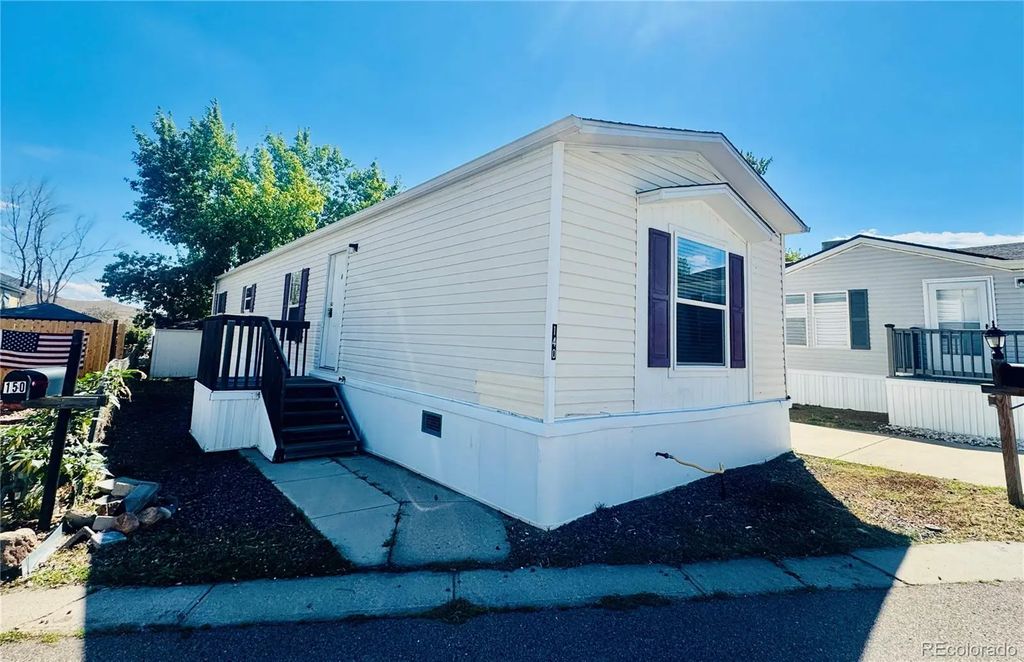 140 A Street, Golden