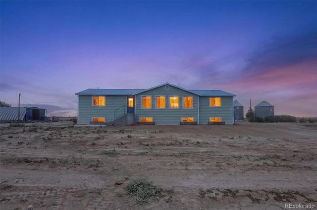 32189 County Road 16, Keenesburg